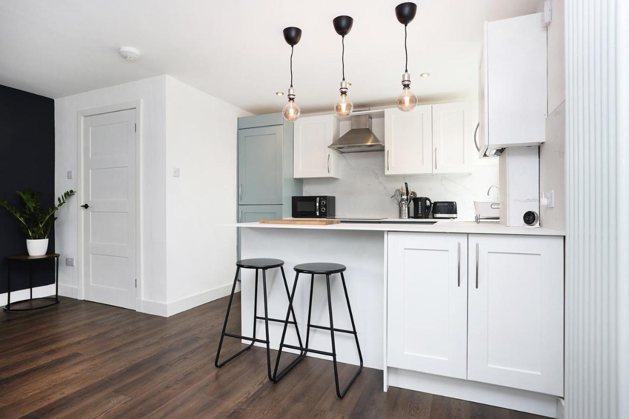 Joivy Contemporary Royal Mile Apartment With Balcony Édimbourg Extérieur photo