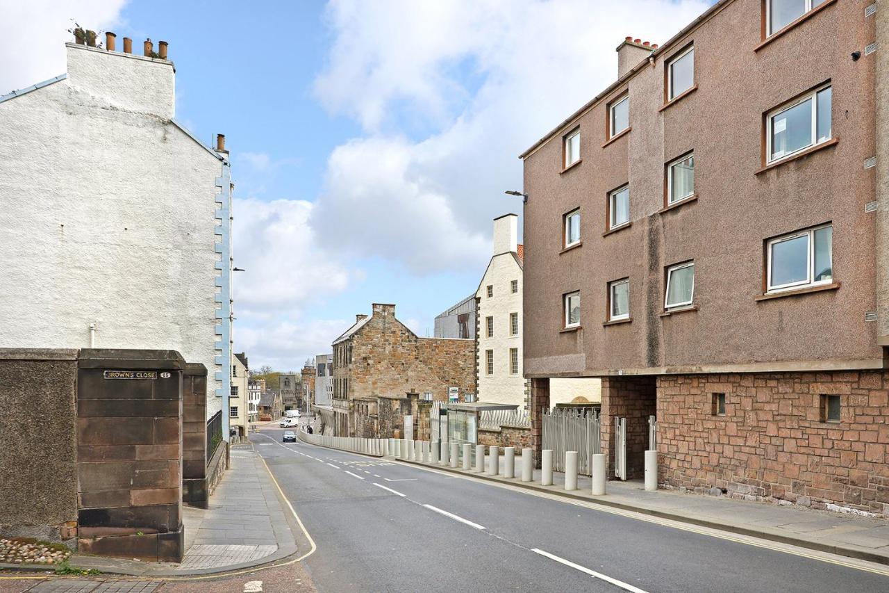 Joivy Contemporary Royal Mile Apartment With Balcony Édimbourg Extérieur photo